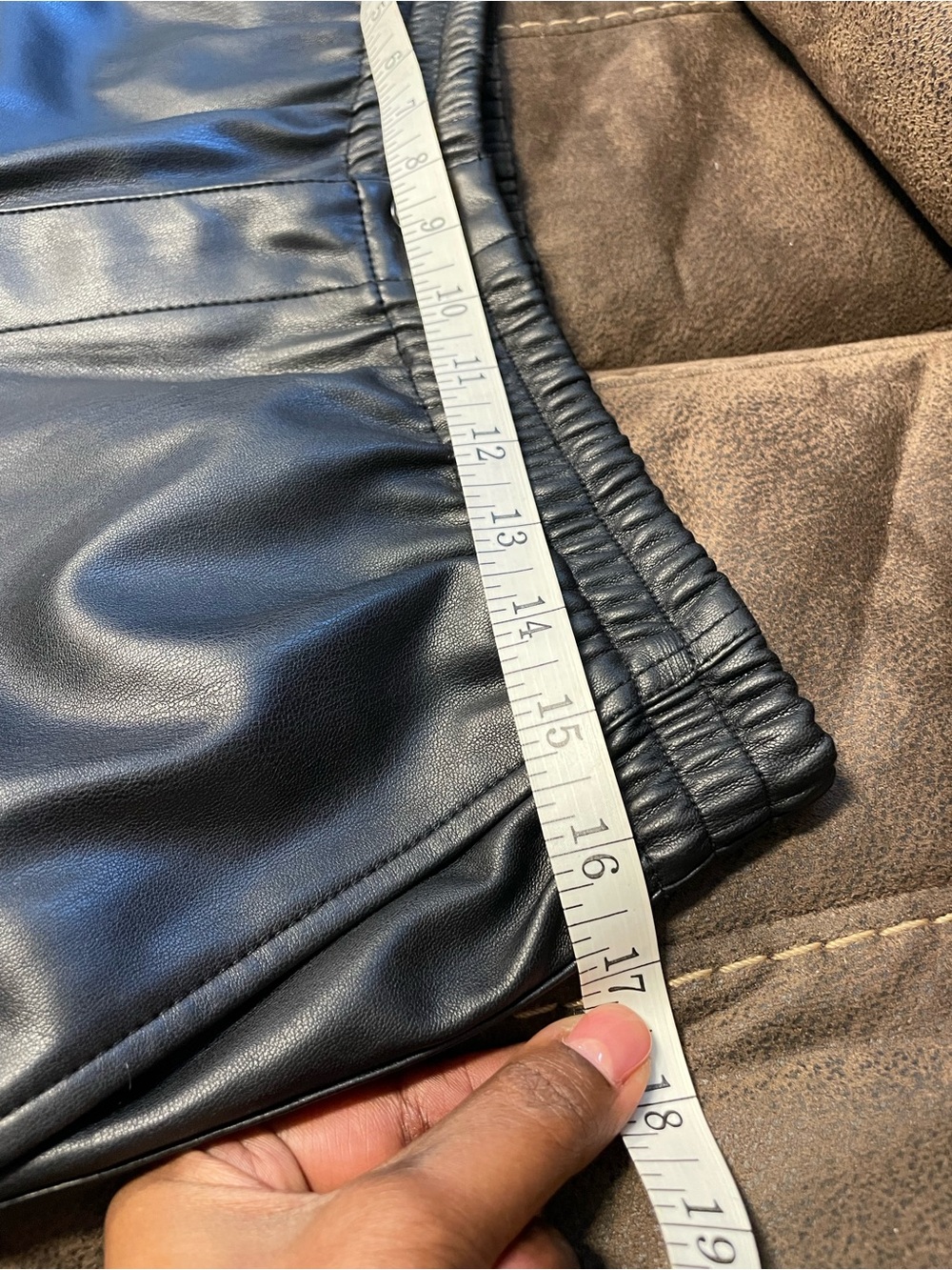 Madewell Black Vegan Faux Leather Trousers Pants Pull On Elastic MC153 - Picture 7 of 9